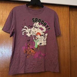 Juniors' Spooky Graphic T-Shirt